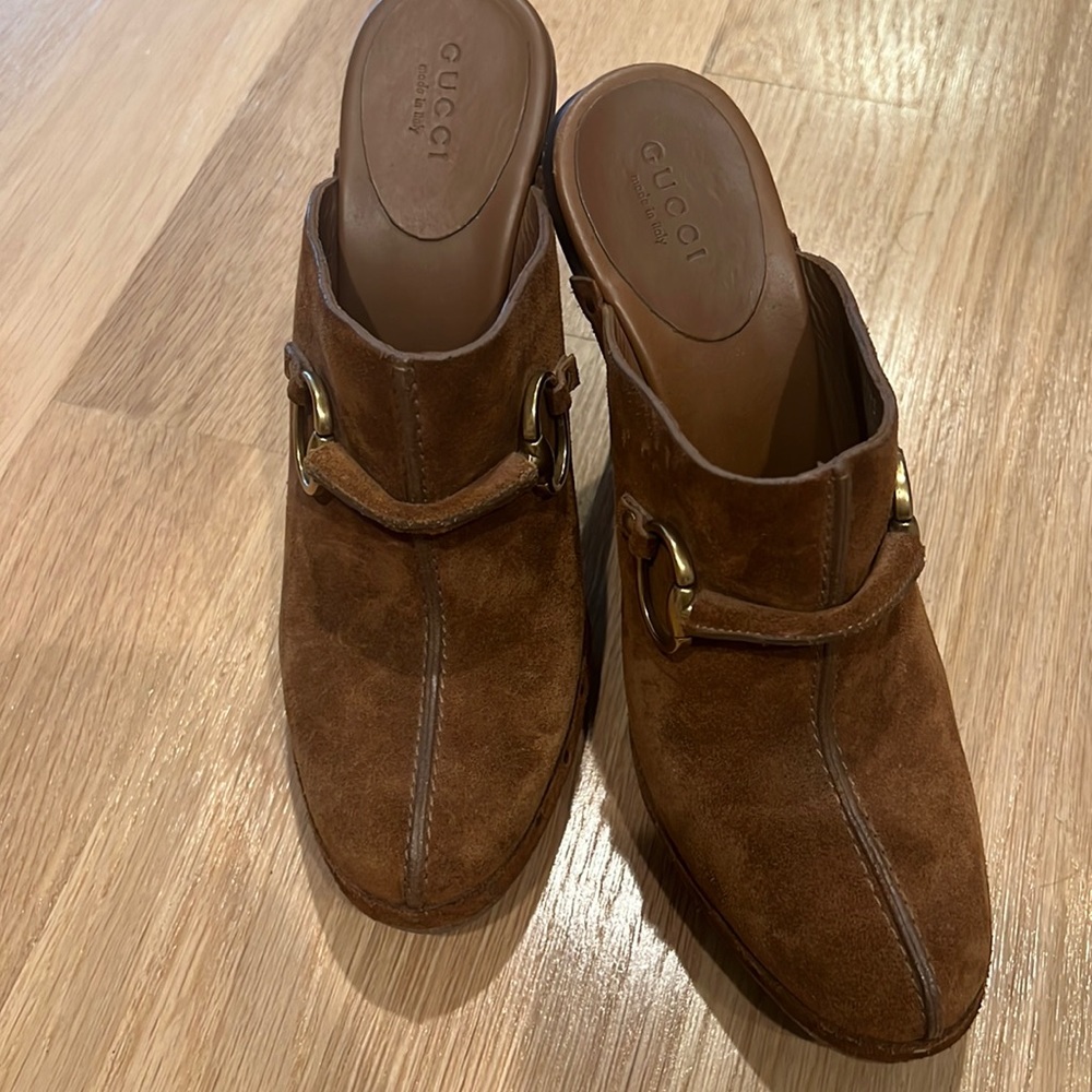 Gucci clogs